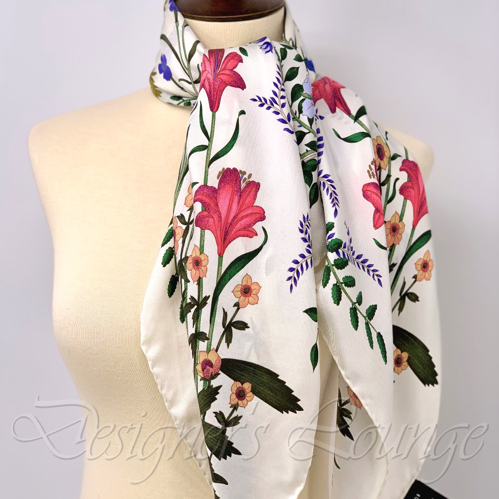 Nwt Gucci Flora Silk Twill Multicolor Logo 34 Square Scarf 495 Authentic